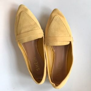YELLOW POINTED TOE FLATS